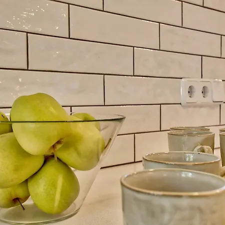 Centre, Totally Refurbished Apartment *