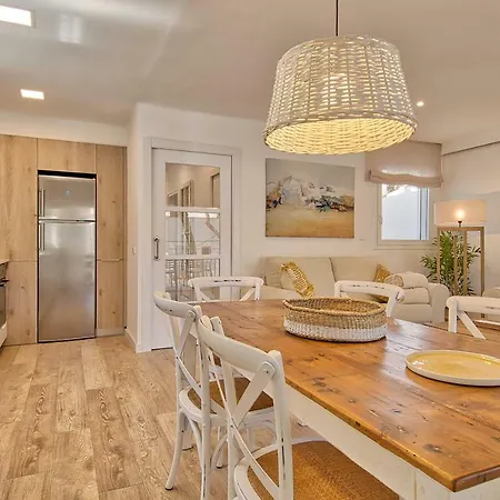 Centre, Totally Refurbished