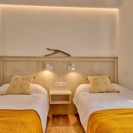 Centre, Totally Refurbished